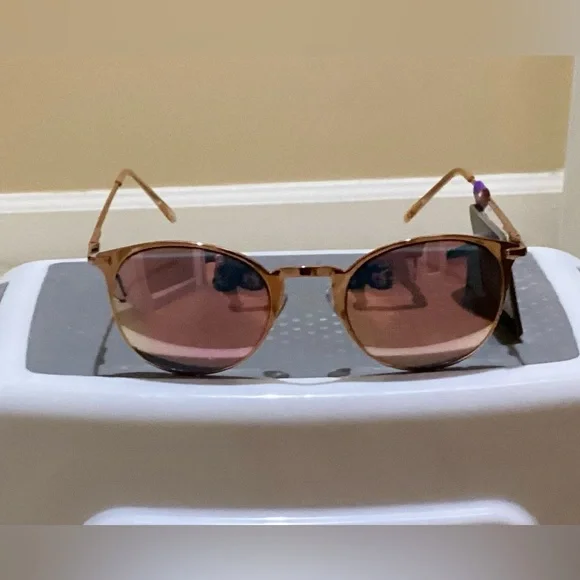 🆕🔥 foster Grant stylish Round Sunglasses with Pink Lenses super freaking cute - Picture 7 of 8